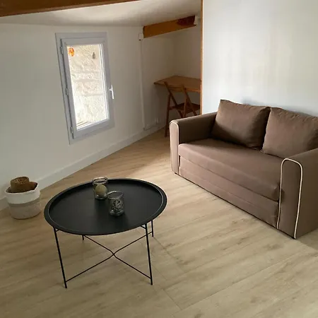 Maison Ideale Pour 2 Personnes, Garage Clos Et Wifi Holiday home