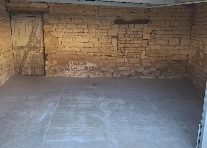 Hébergement de vacances Maison Idéale Pour 2 Personnes, Garage Clos Et Wifi *